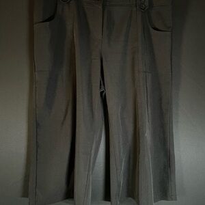 Black Wide-Leg cropped/capri dress pants